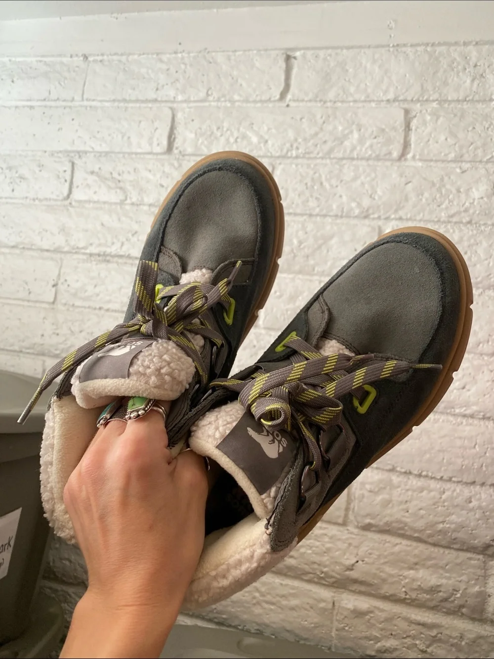 🌼 Sorel Womens Olive Green Sherpa-Collar Lace-Up Boots with Gum Sole